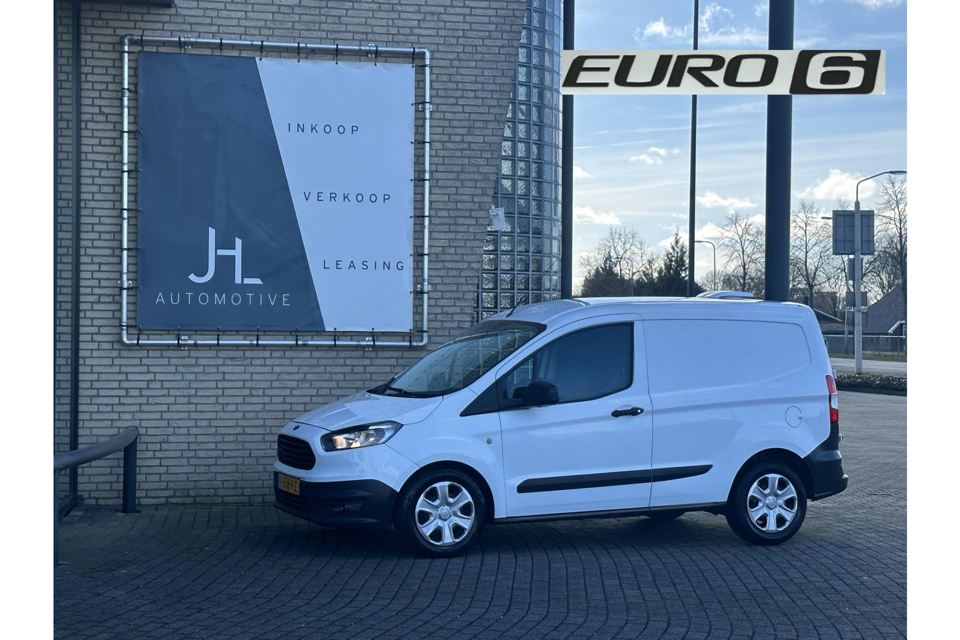 Ford Transit Courier 1.5 TDCI Ambiente*CAMERA*TEL*